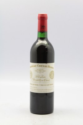 cheval-blanc-1982.jpg